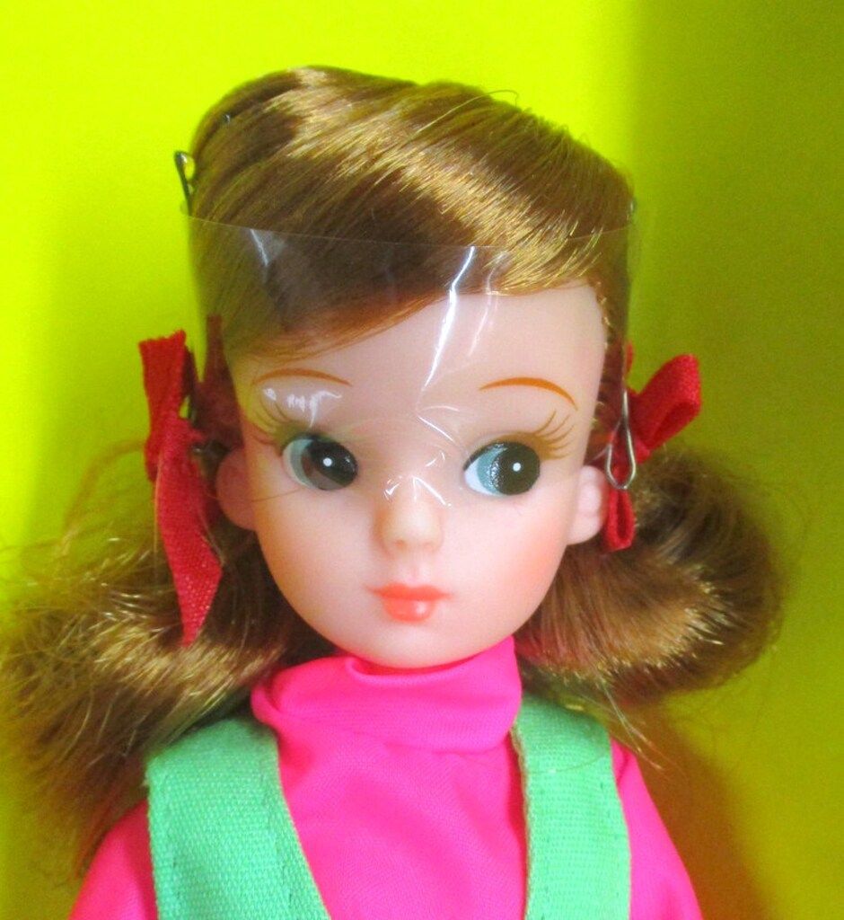 タカラ 復刻初代リカちゃん リカちゃん誕生25周年記念 グリーンフィールド