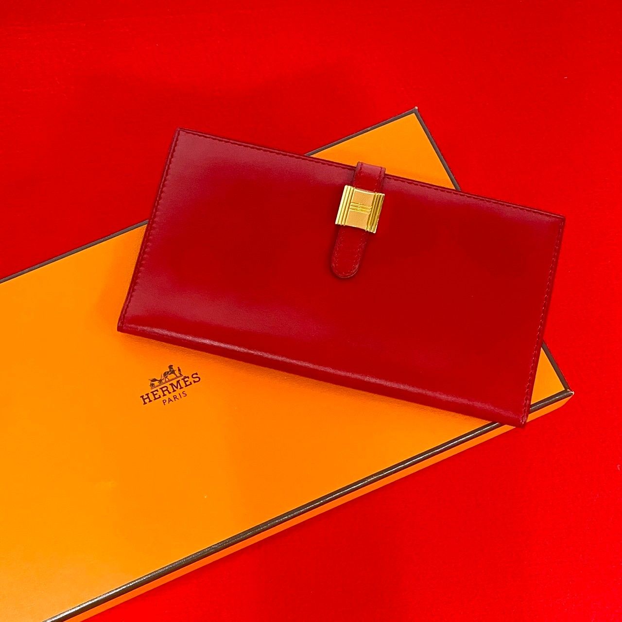 【極美品】エルメス ソミュール ディアンヌ HERMES 財布 エルメス エルメス/2つ折り財布/ソミュールディアンヌ/ボルドーの買取実績