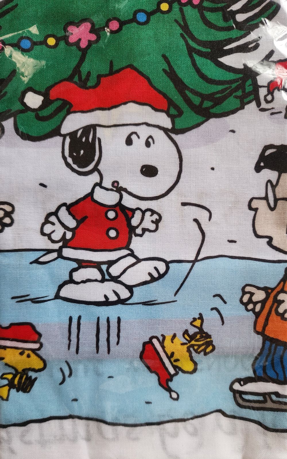 スヌーピータウン SNOOPY クリスマス ピンバッジ バンダナ バッチ Xmas Christmas ホリデー ウッドストック チャーリーブラウン 限定 レア 平成 peanuts ピーナッツ