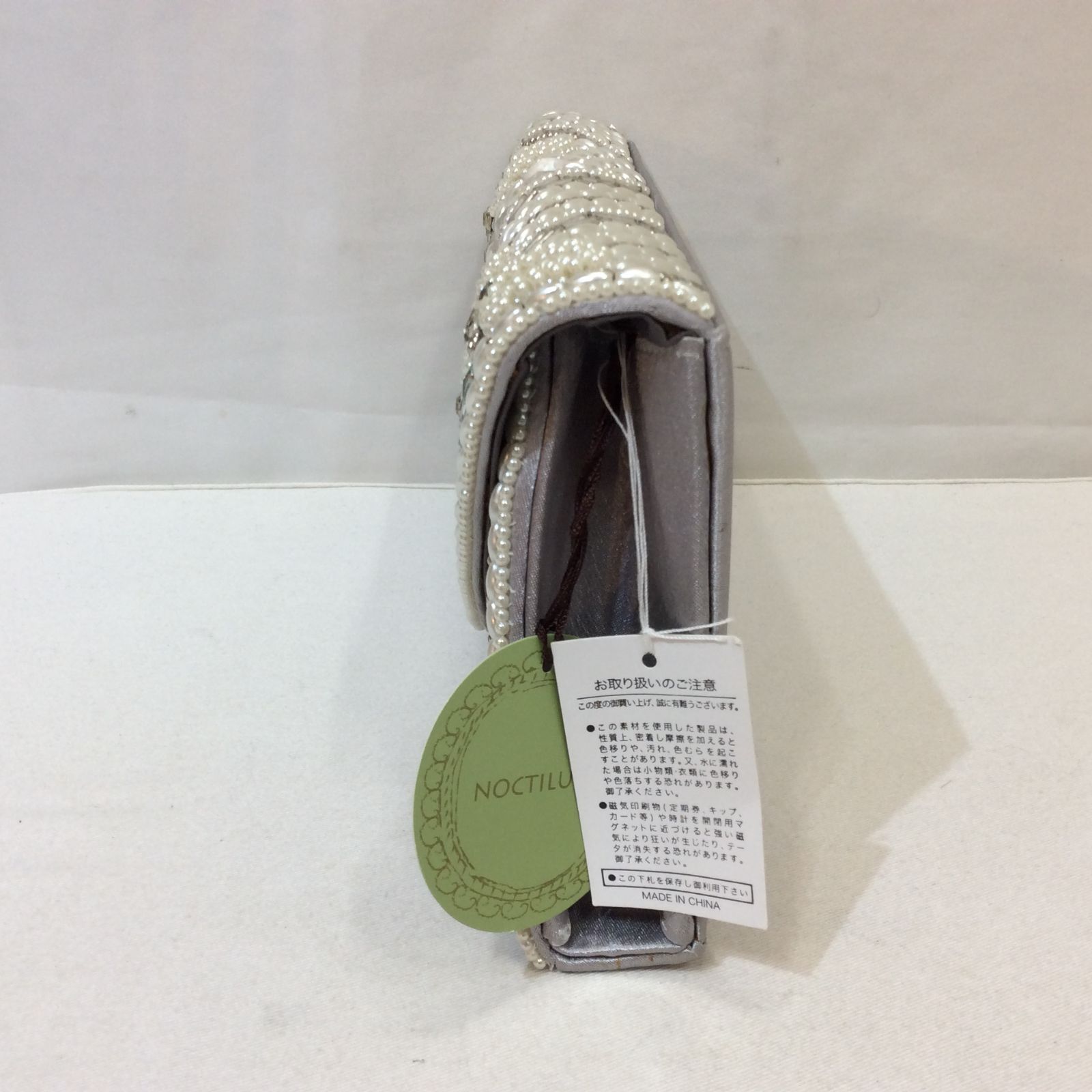 NOCTILUCA ノクチルカ ビジュー付きクラッチバッグ チェーンショルダー付き シルバー系 DECORATOM_COM_BR