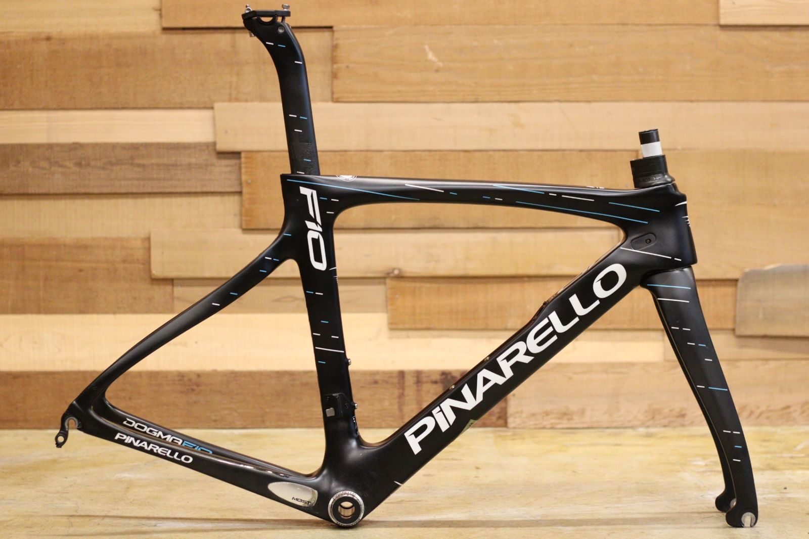 訳アリ ピナレロ PINARELLO ドグマ DOGMA F10 TEAM SKY 2018 500サイズ カーボン ロードバイク フレームセット 立川店