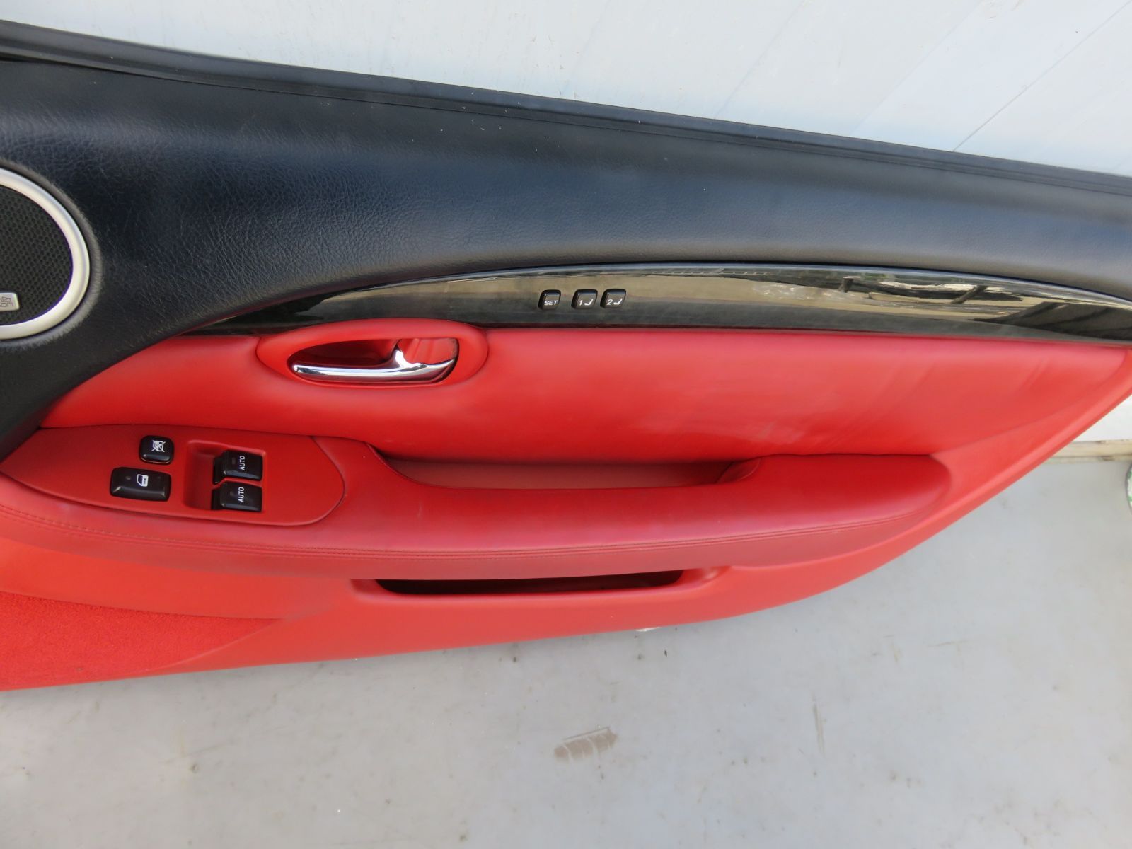 SFC2307 トヨタ ソアラ UZZ40 レクサス SC430 後期 純正 ドアトリム 内張り運転席助手席 パワーウインドウスイッチ 左右前