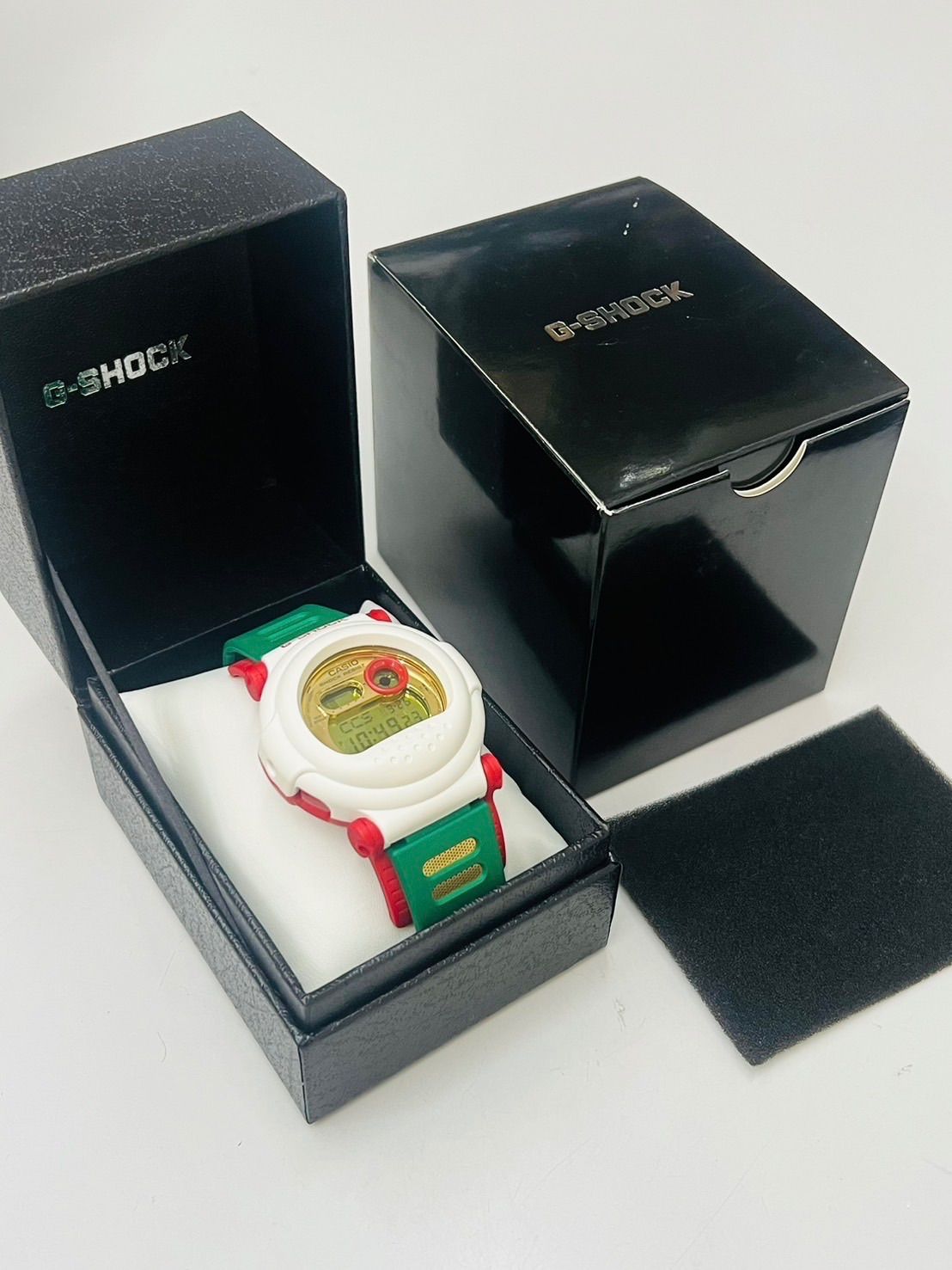 時計 G-SHOCK Winter Gold Series G-001CB-7JF G-001CB-7