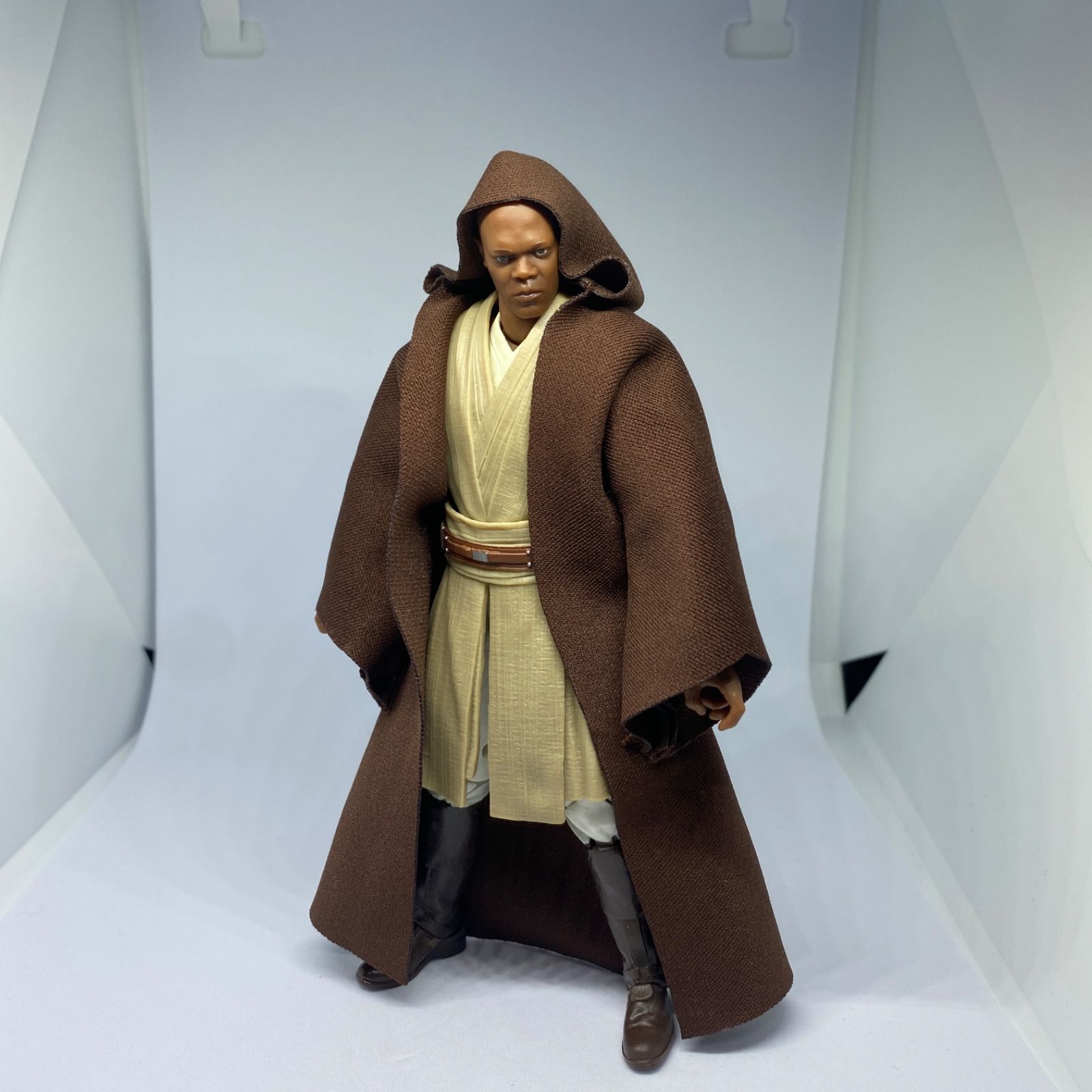 スターウォーズ ブラックシリーズ6インチメイスウィンドゥ