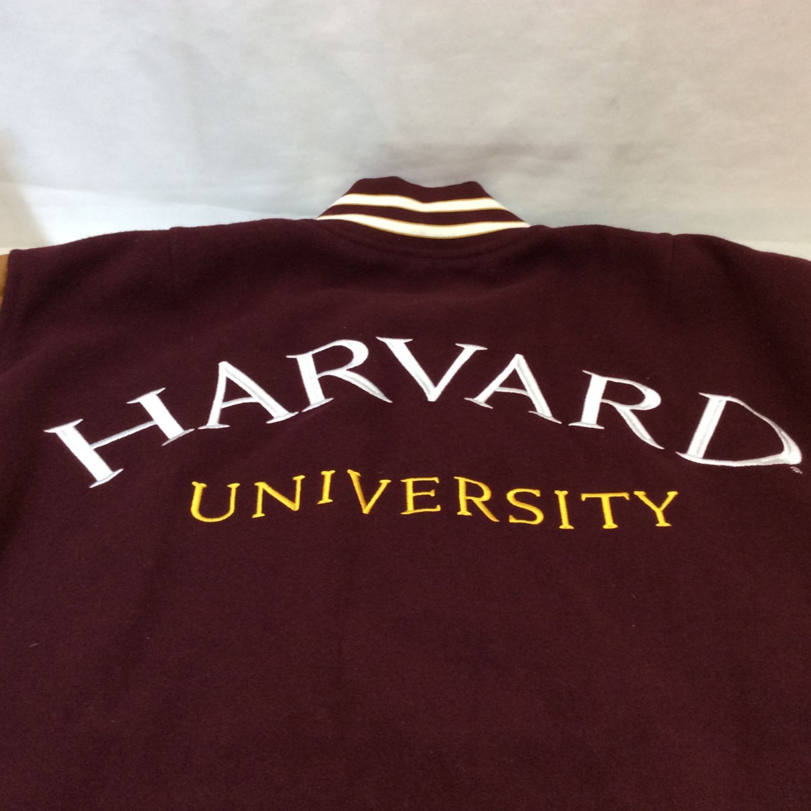 GU ジーユー パテッドスタジャン Harvard ハーバード大学 コラボ XL 