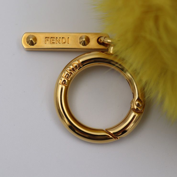 FENDI ファー キーホルダー イエロー FENDI イエローファーキーホルダー 美品