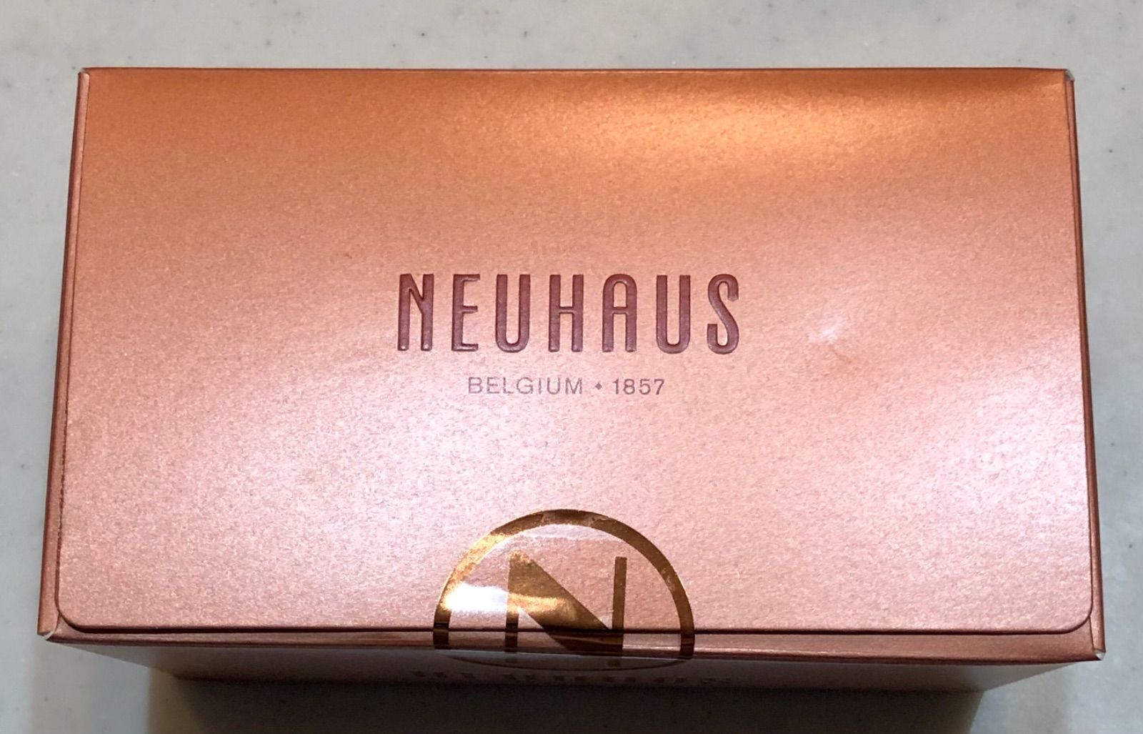 ノイハウス Neuhaus CLASSIC Pralines アソート 500g - Luna Azul ... ノイハウス Neuhaus CLASSIC Pralines アソート 500g