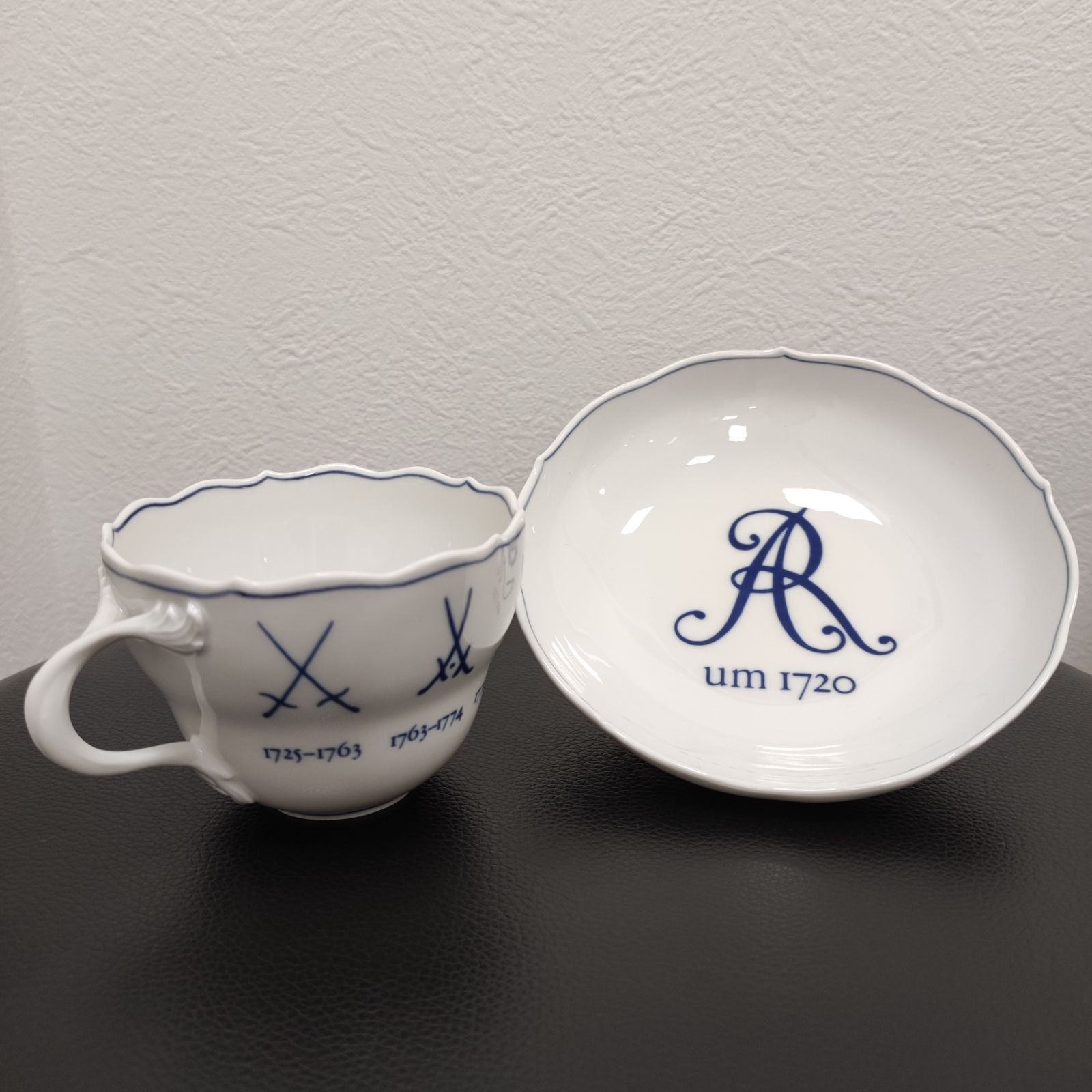 美品] Meissen マイセン カップ&ソーサー 歴代双剣柄 マーク um1720 小