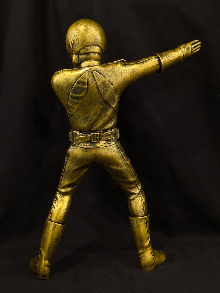 京本コレクション★仮面ライダー2号ゴールドバージョン★トイズランド特別会場限定版 京本コレクション☆仮面ライダー2号ゴールドバージョン☆トイズランド