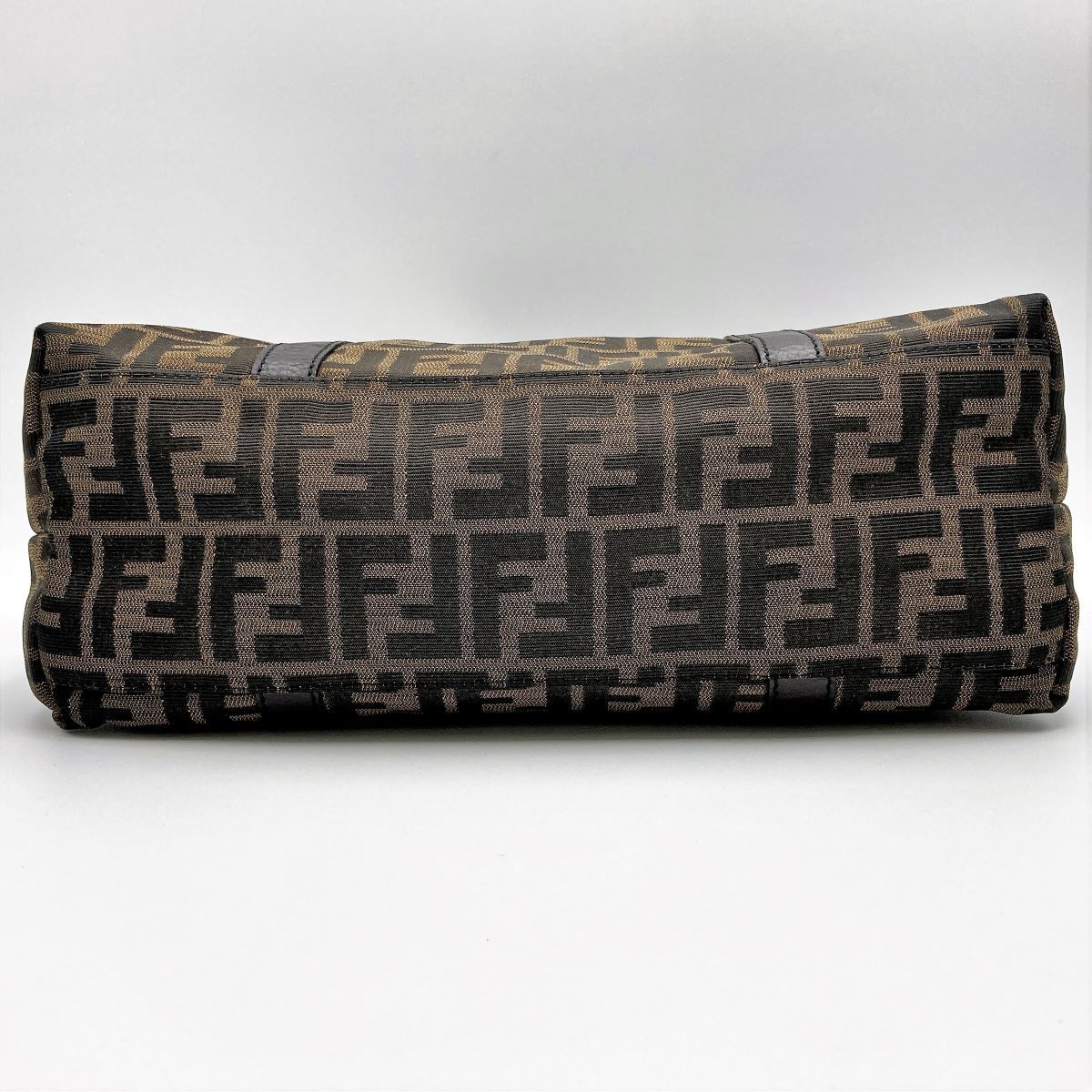 美品 FENDI フェンディ ズッカ柄 A4 トートバッグ ショルダーバッグ 