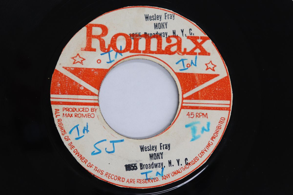 ジャマイカ7” Lloyd Clarke Love You The Most NONE ROMAX |00080