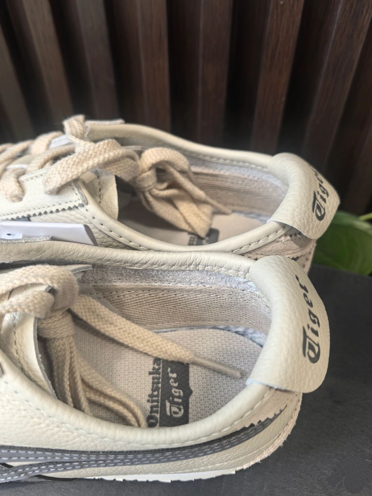 新品未使用Onitsuka TigerオニツカタイガーMEXICO 66スポーツ