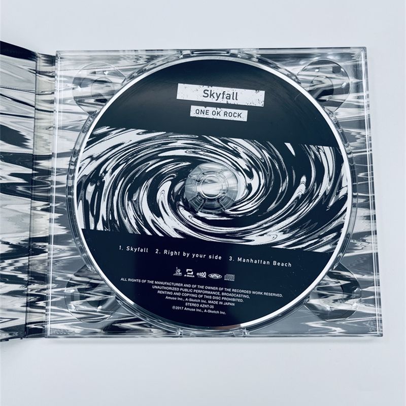 ONE OK ROCK 会場限定盤CD『Skyfall』 - その他