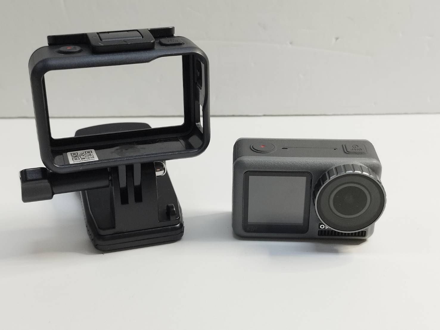 DJI OSMO ACTION 初代 アクションカメラ