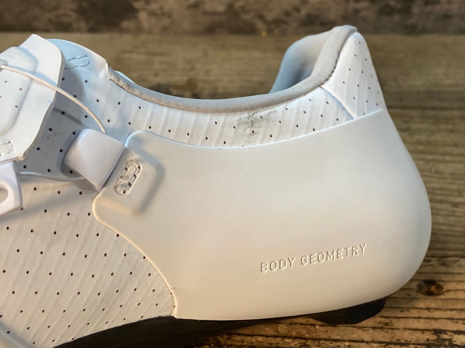 ビンディングシューズ 白