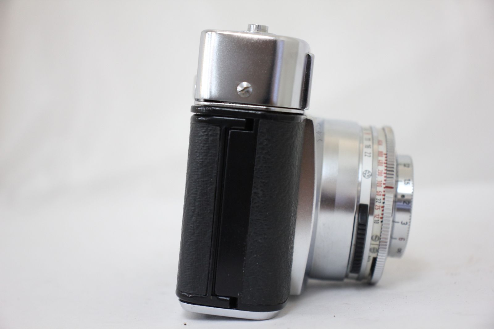 F2.8 ケース付き
