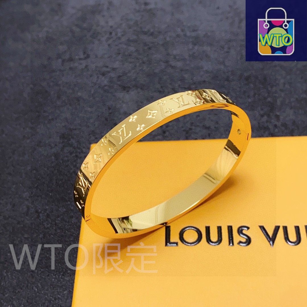 スプリングセール‼️【良品】ルイヴィトン　LVロゴ　ブレスレット　本革レザー louis-vuitton--