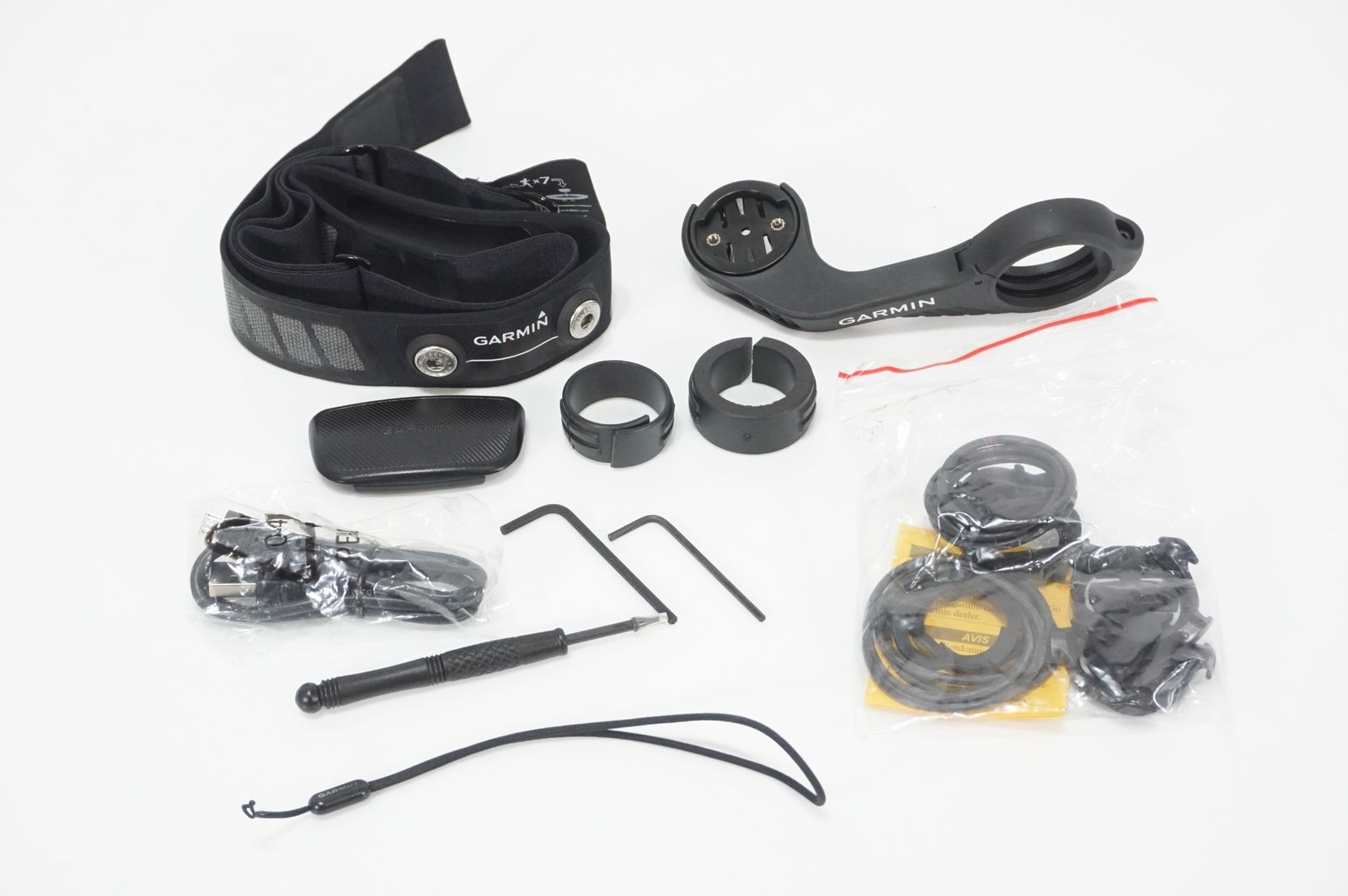 5400円以上で送料無料！ GARMIN ガーミン EDGE830セット サイクルコンピューター バイチャリAKIBA店 即日発送可！