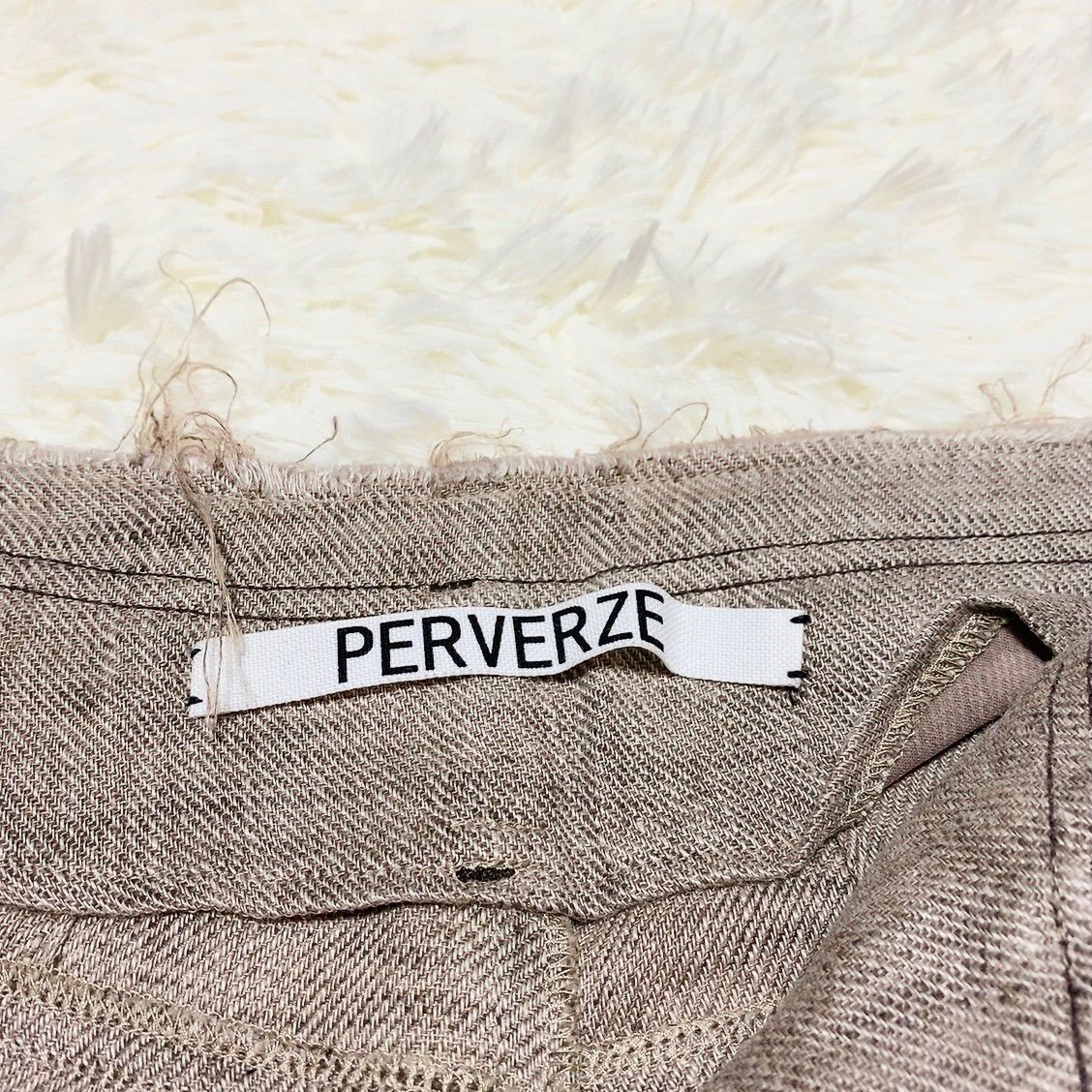 PERVERZE パーバーズ リネン カットオフ パンツ レディース - メルカリ