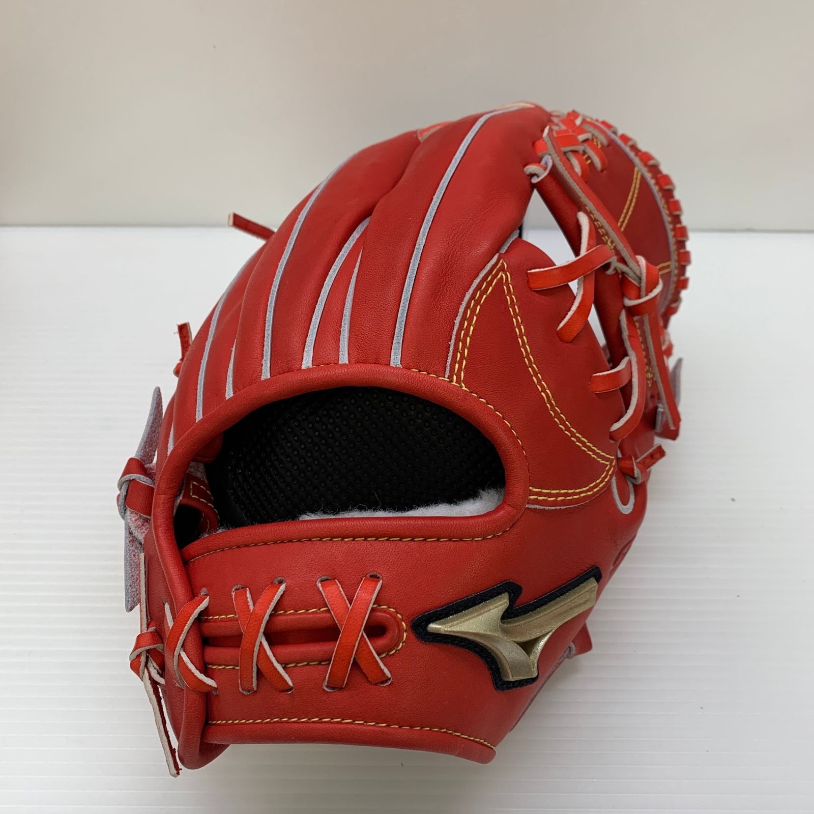 ミズノ MIZUNO グローバルエリート 硬式 大人 一般 内野手用 グローブ グラブ 右投げ 1AJGH24503 タグ付き 野球 6444