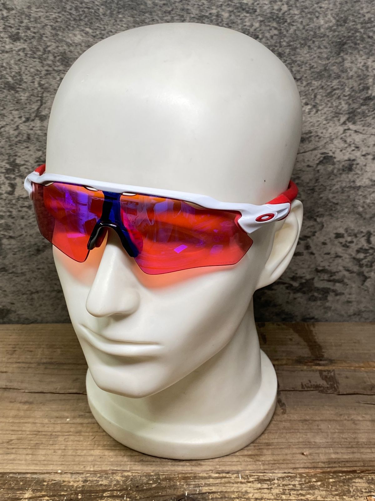 オークリー OAKLEY