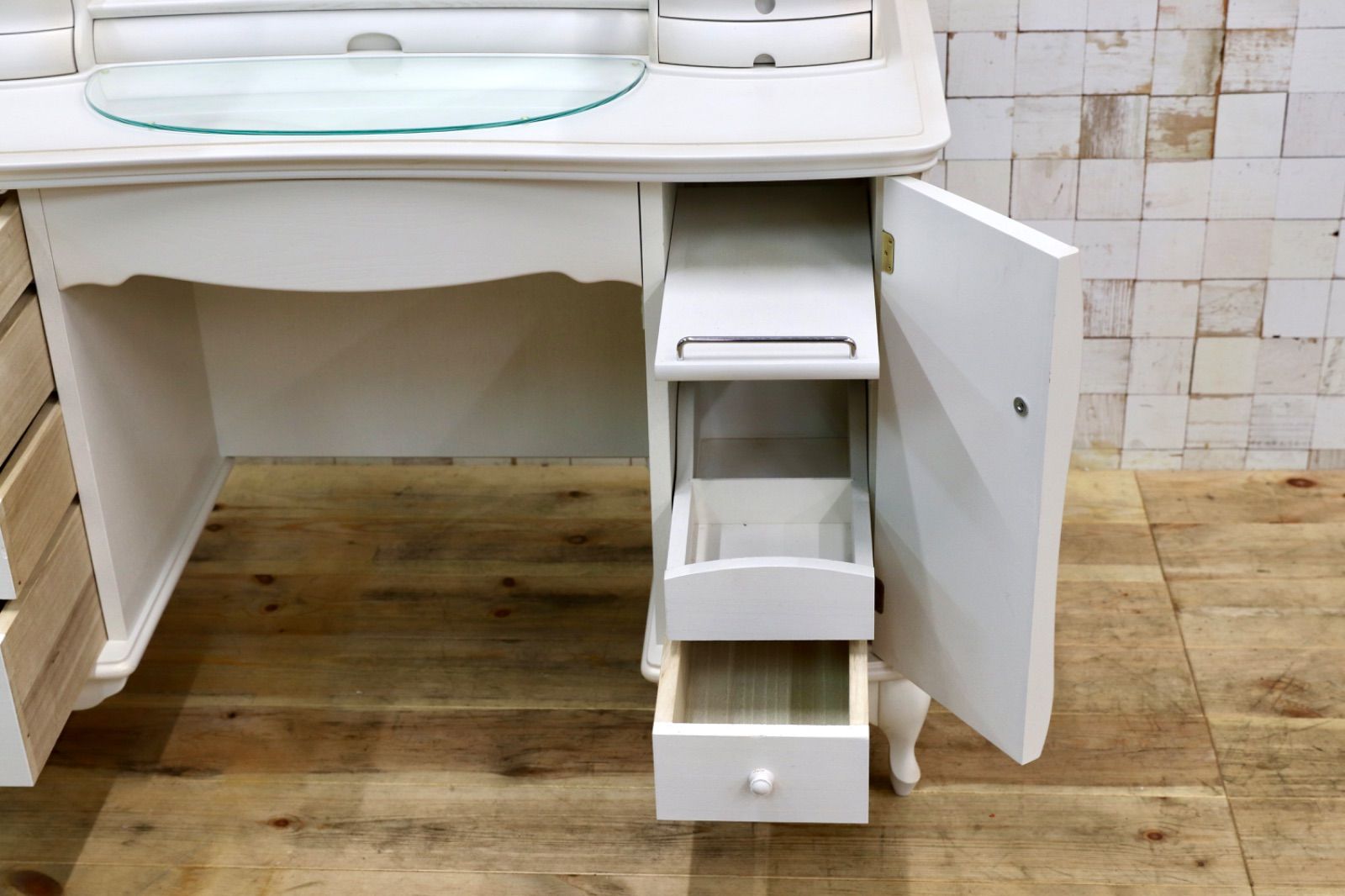 Continue カンティーニュ