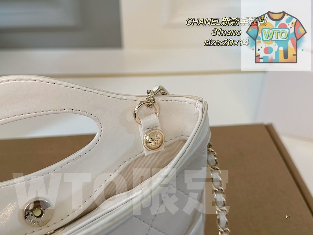 出品8/31まで！CHANEL ウエストポーチベージュ