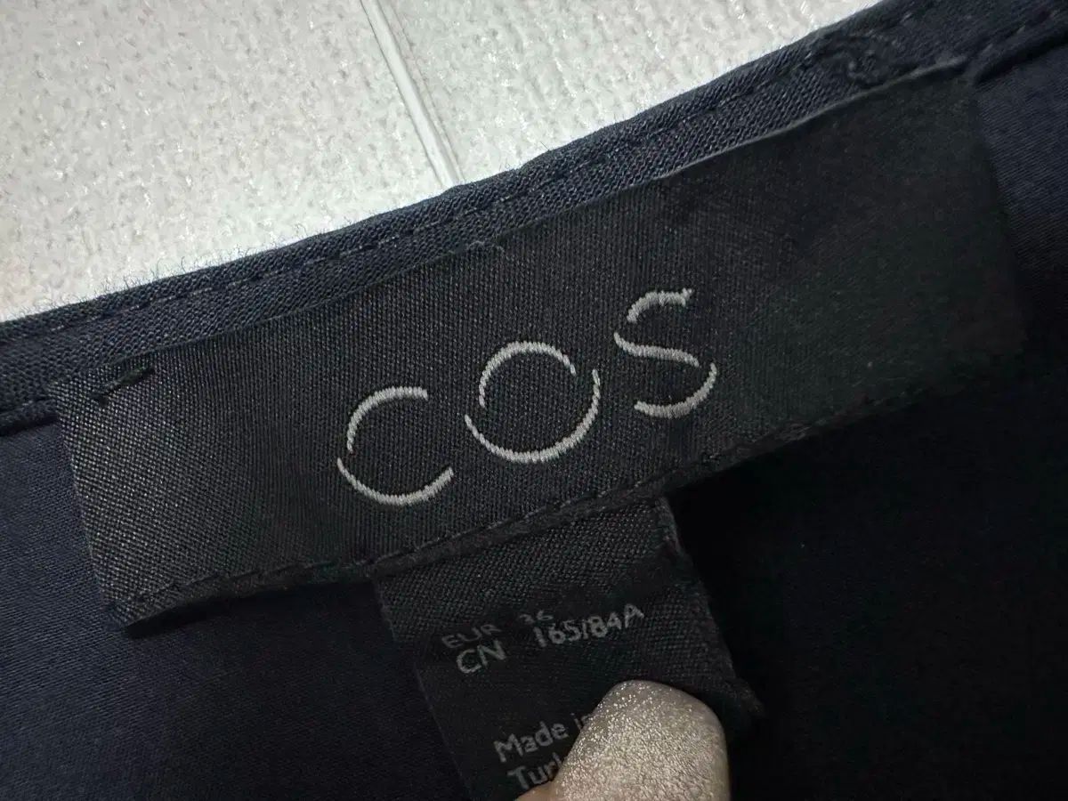 COS