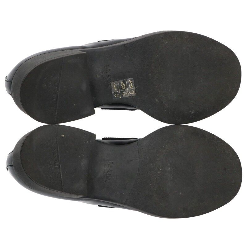 現行 美品✨ プラダ チョコレート トライアングルロゴ ローファー 25cm プラダ チョコレート トライアングルロゴブラッシュドレザー