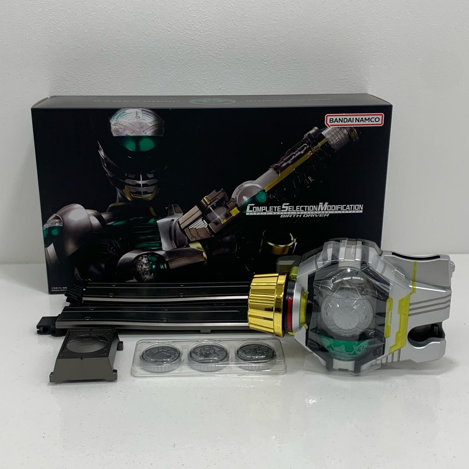 【飾磨店】 中古 おもちゃ・玩具 仮面ライダーオーズ バースドライバー COMPLETE SELECTION MODIFICATION 2022年製 プレミアムバンダイ限定 【708】