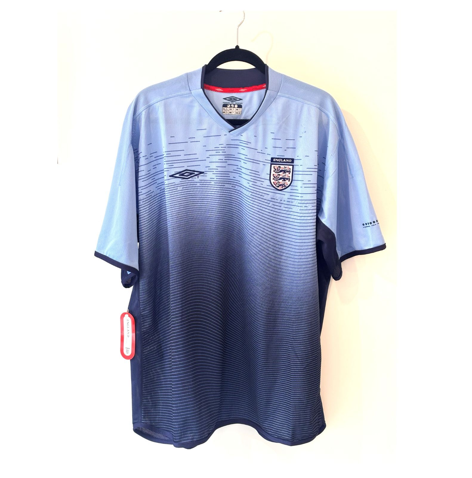 タグ付き♥ UMBRO アンブロ イングランド代表 サッカー ユニホーム XXL ゲームシャツ