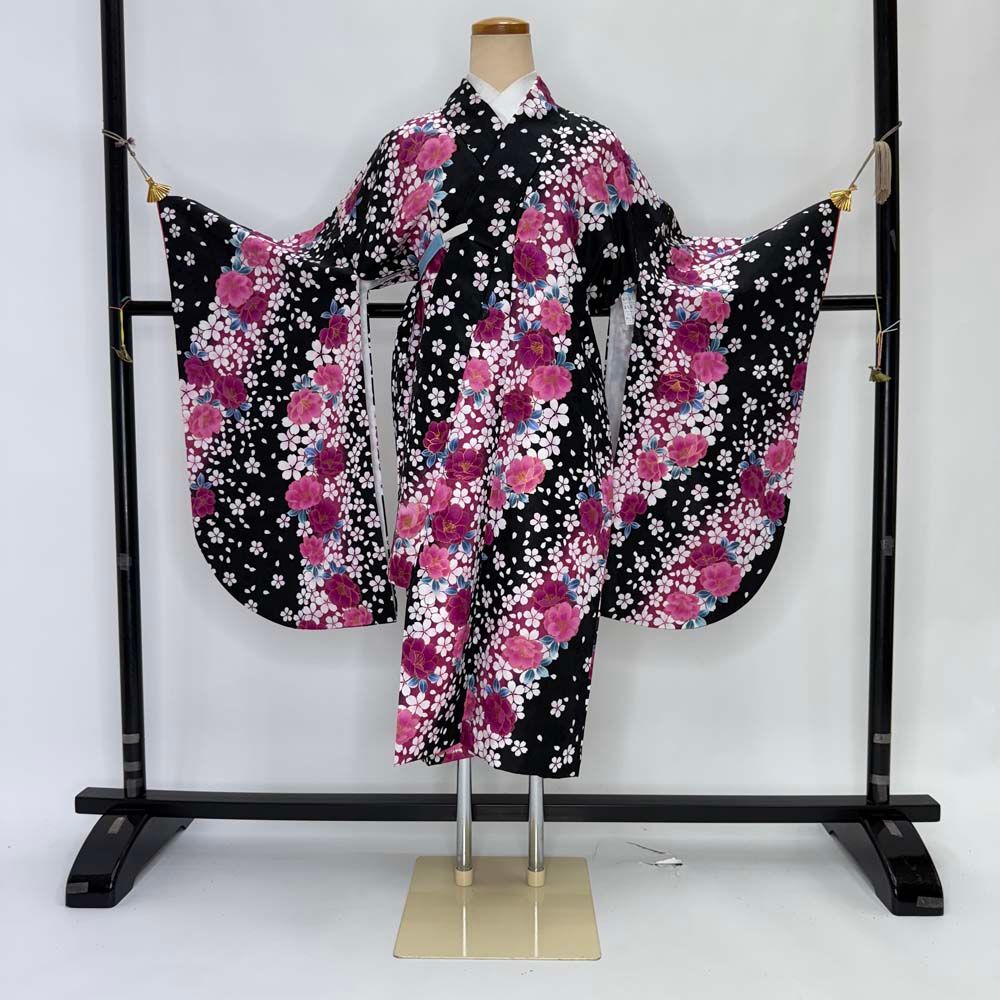 二尺袖 単品 卒業式着物 黒 裄67.5cm Lサイズ  袴用着物 化繊 中古 4560 二尺袖 単品 卒業式着物 黒 裄67.5cm Lサイズ 袴用着物 化繊 中古 4560