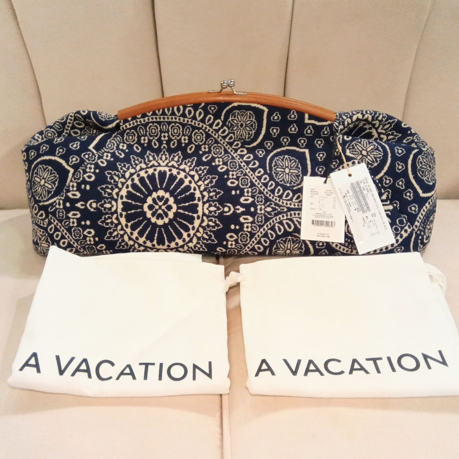 ☆未使用 A VACATION PILLOW INDIGO クラッチバッグ