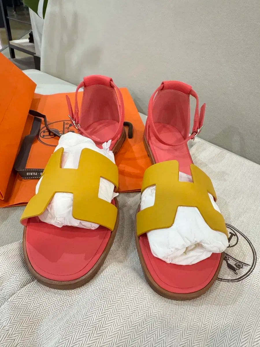 HERMES エルメス サントリーニ サンダル 37 5