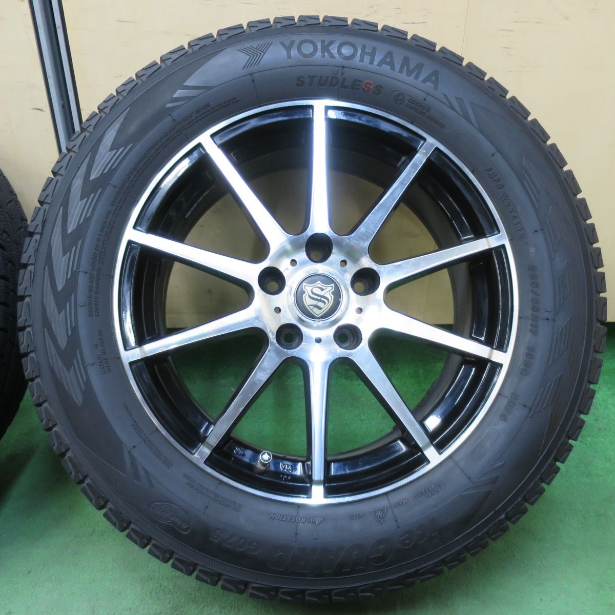 バリ溝！9.5分☆スタッドレス 225/65R17 ヨコハマ アイスガード G075 