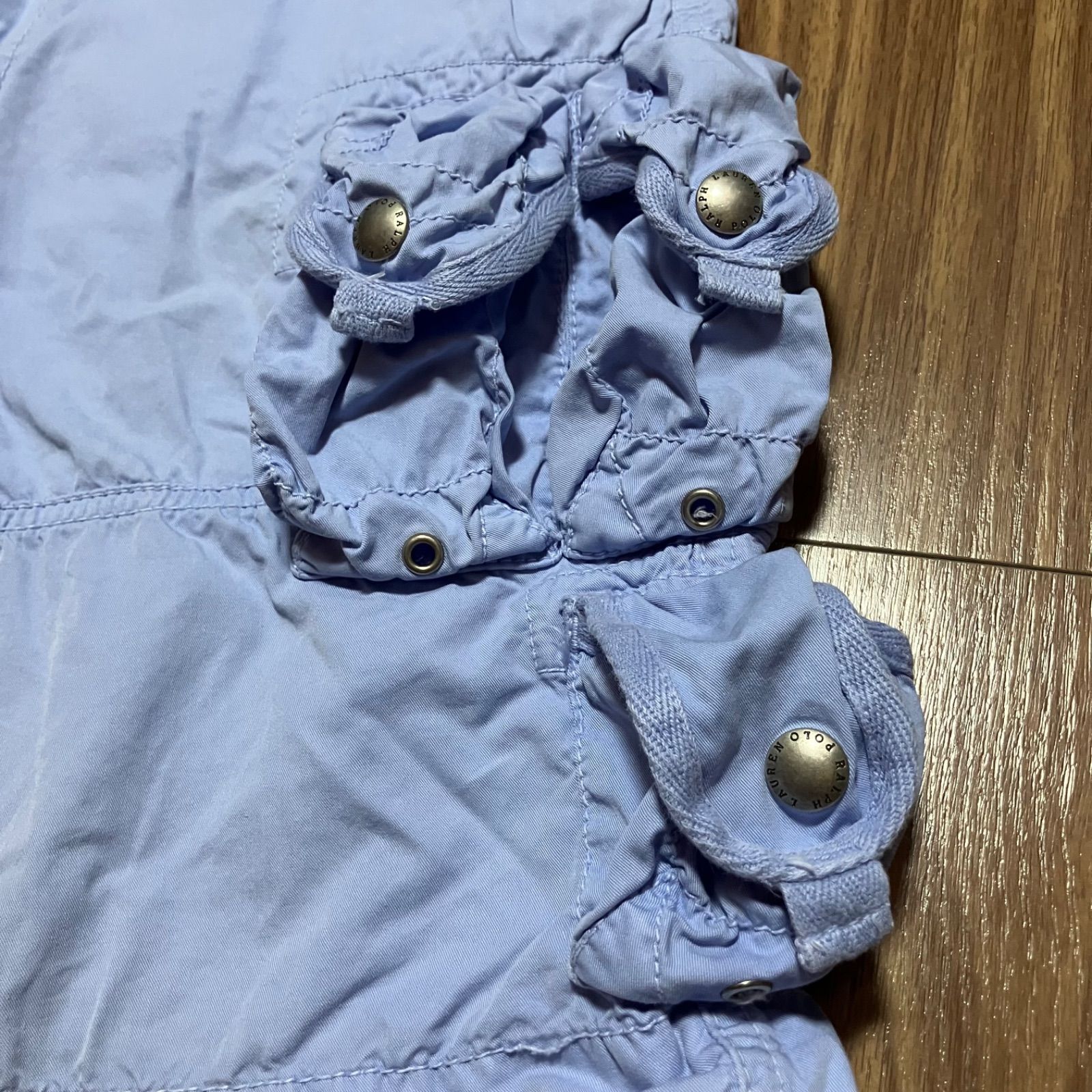 ブルー