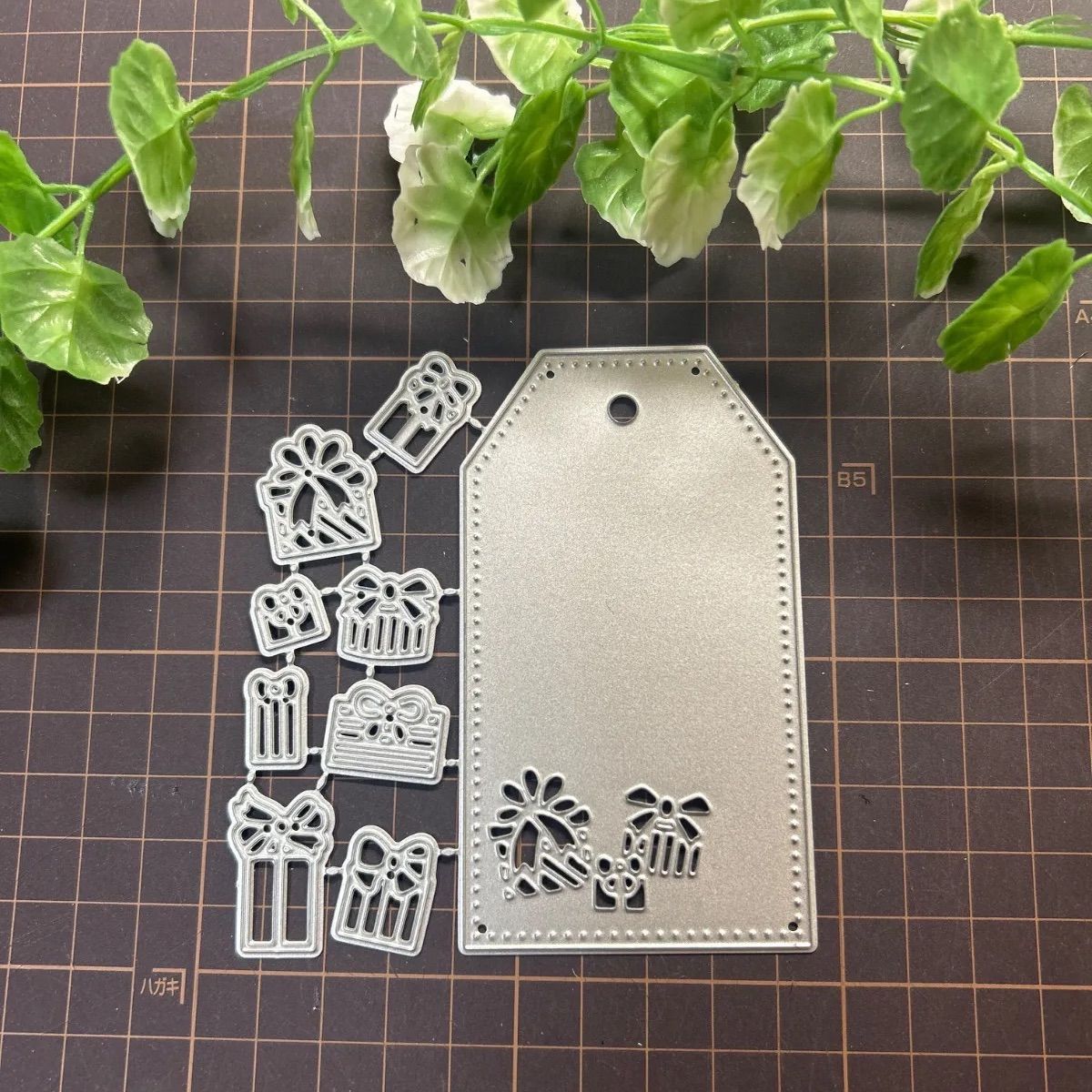 しえる♡　クリスマスカードタグ♡カッティング ダイ カッティングダイ クリスマスタグ - メルカリ