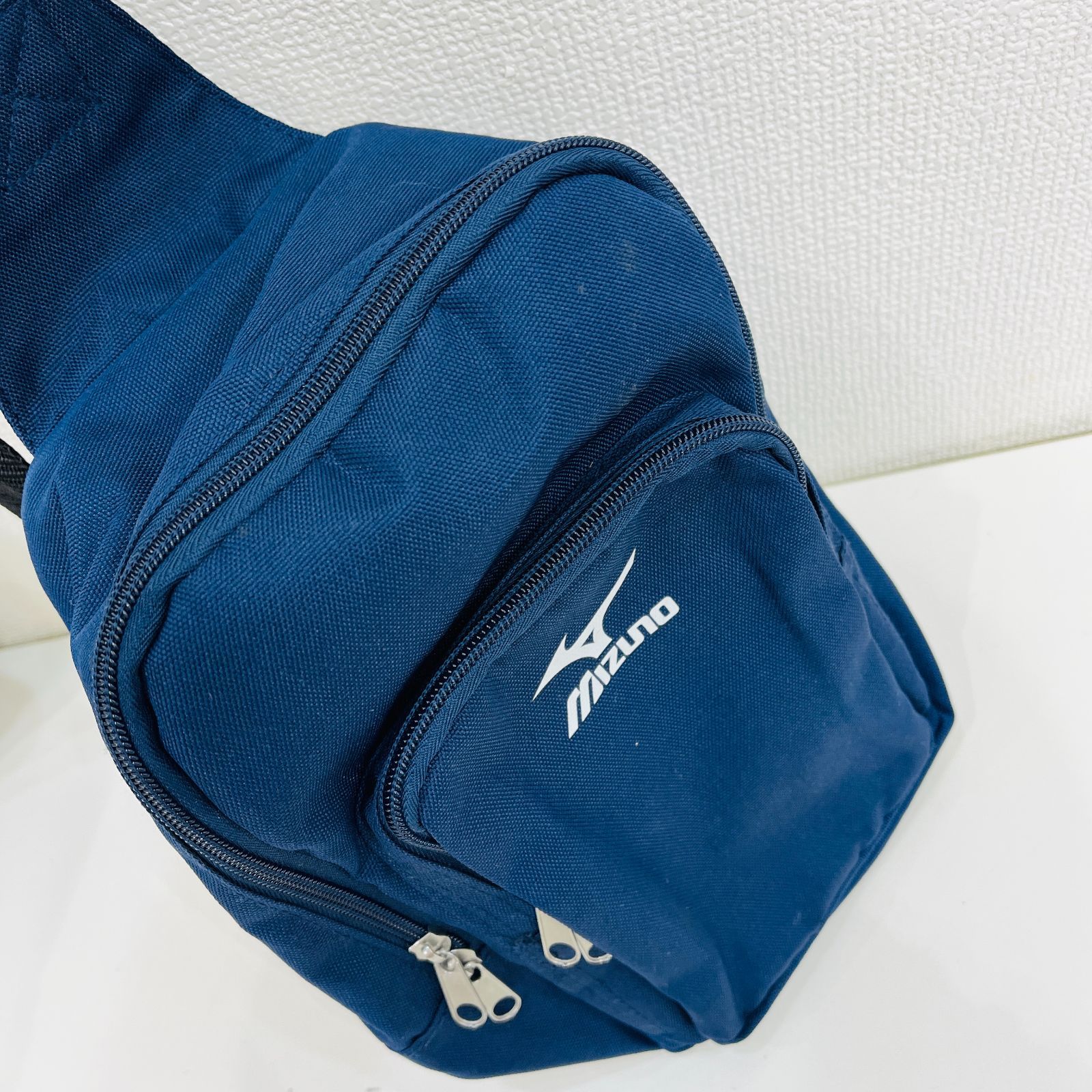 A【美品】MIZUNO ミズノ ワンショルダーバッグ スポーツバッグ 軽量