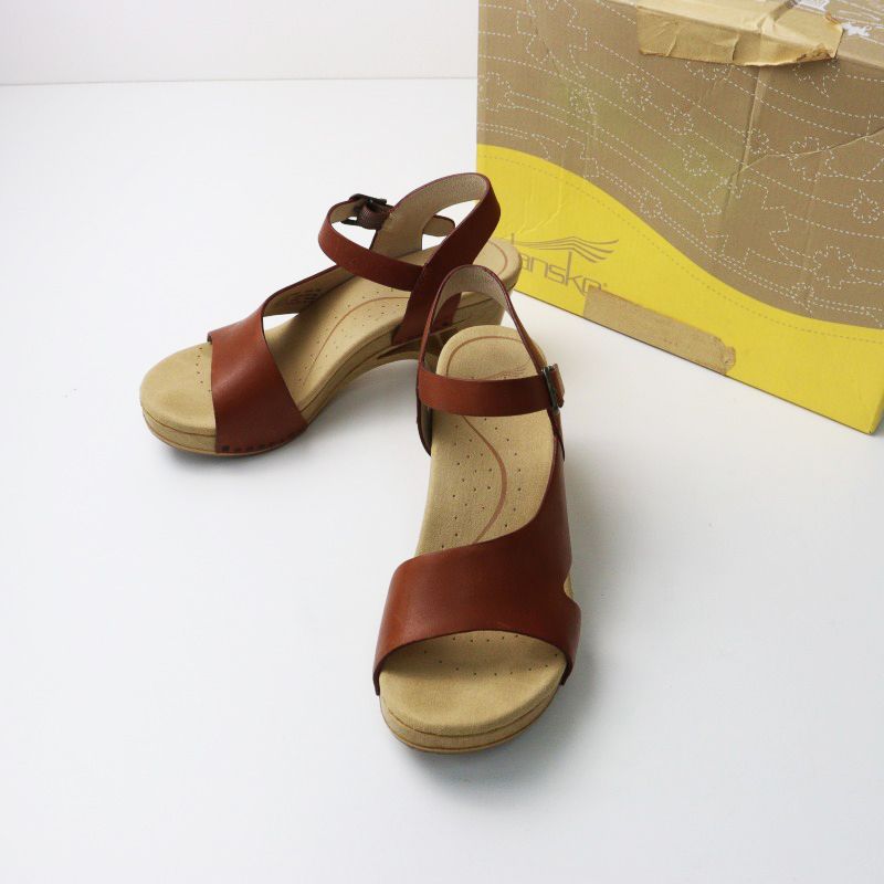 美品 ダンスコ dansko Tasha Veg Tan レザーストラップサンダル