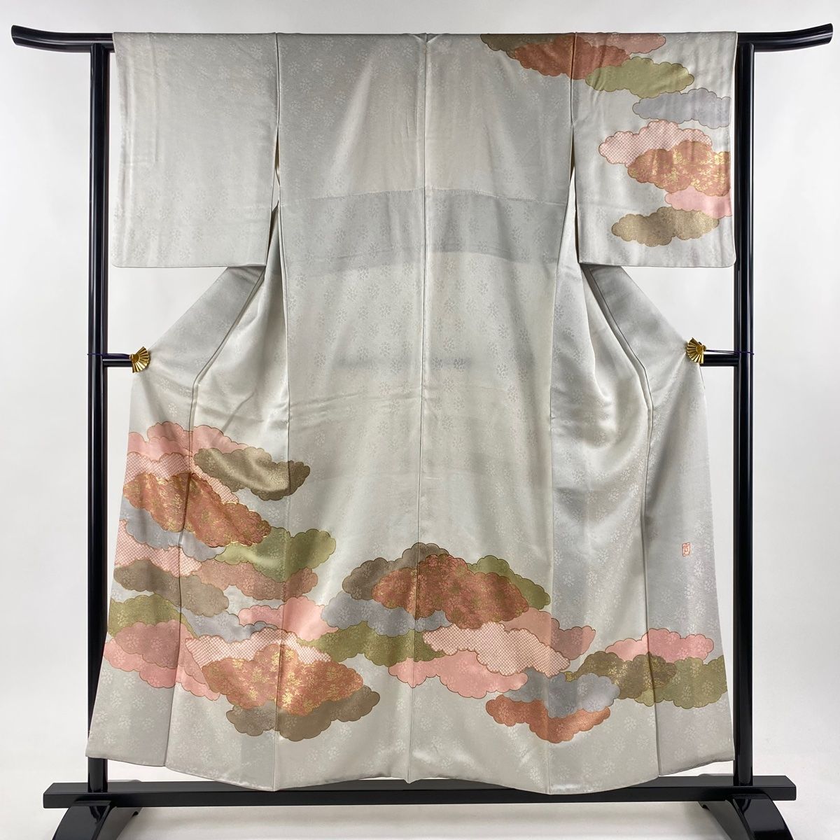 訪問着 身丈156.5cm 裄丈62.5cm S 袷 落款 雲文 草花 金糸 金彩 灰色 正絹 名品 一つ紋
