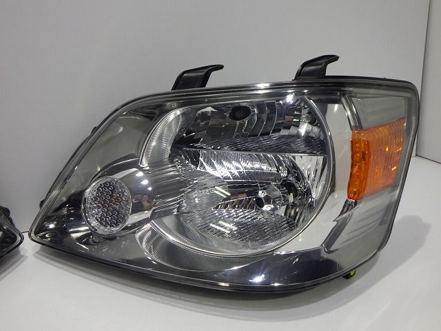 ヘッドライト左右 HID
