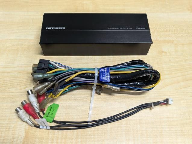 carrozzeria アンプ 本体 carrozzeria パワーアンプGM-D8400 200W×4CH