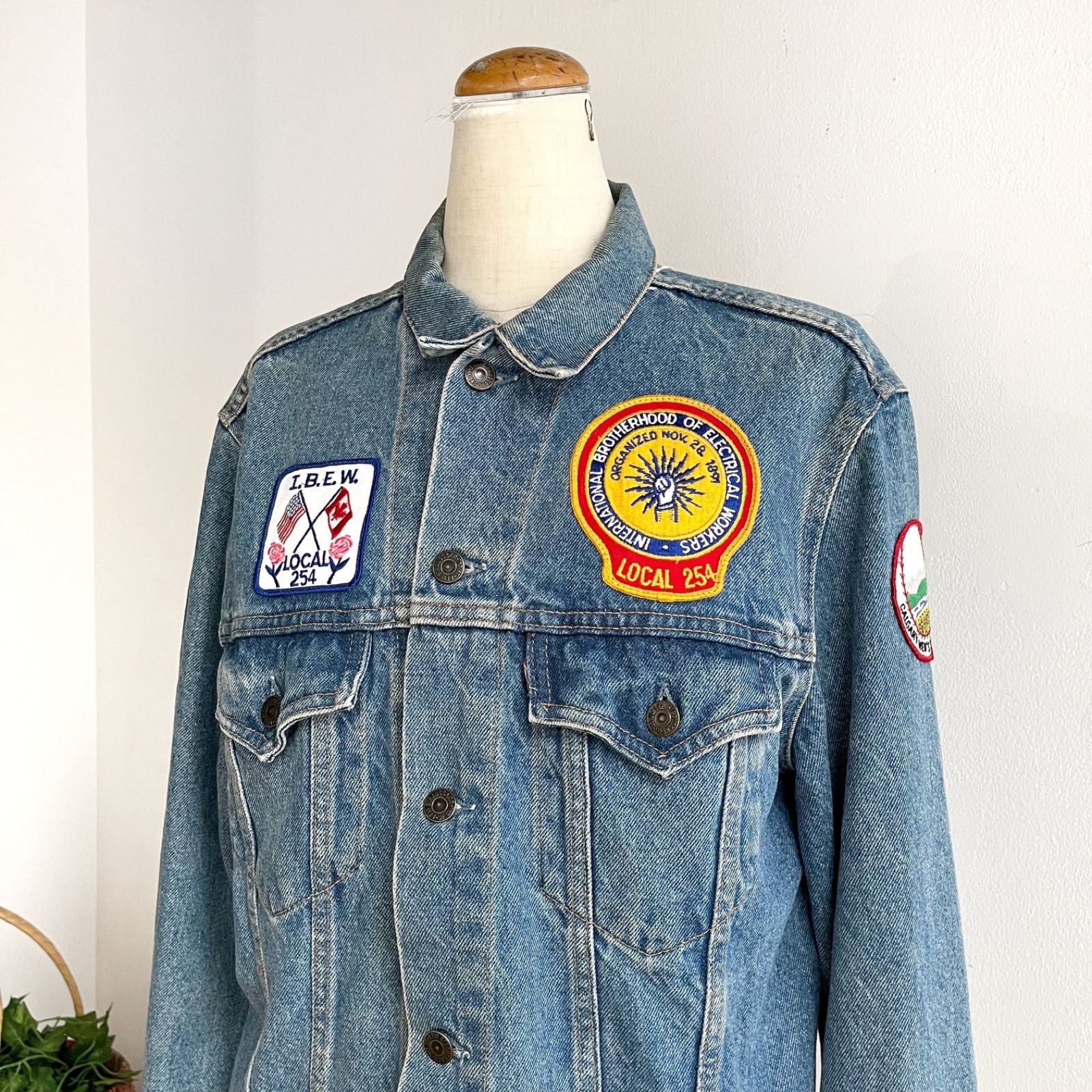 90's Levi's デニムジャケット Gジャン ワッペン付き カナダ製