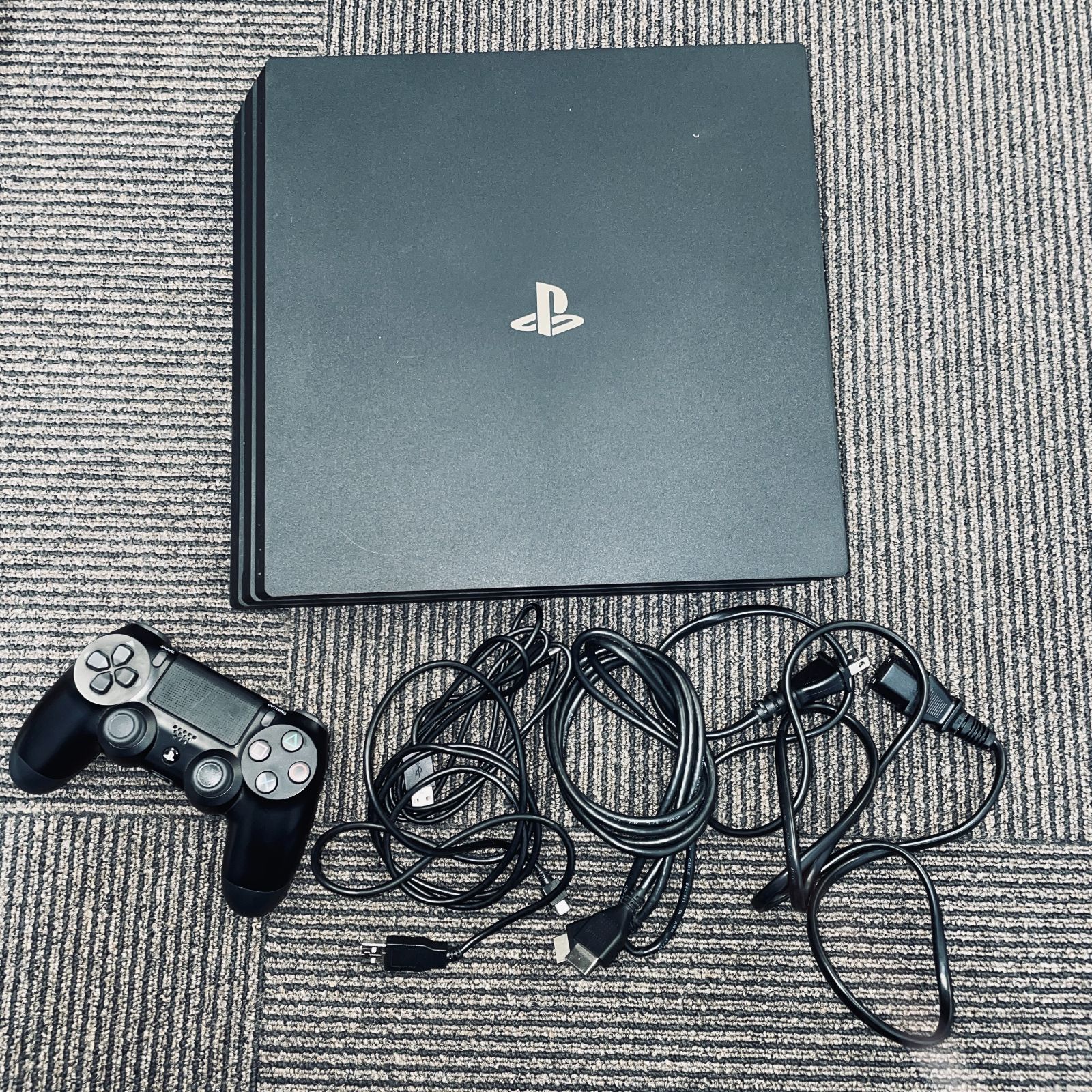 プレステ4 pro 箱なし※説明必ずお読みください