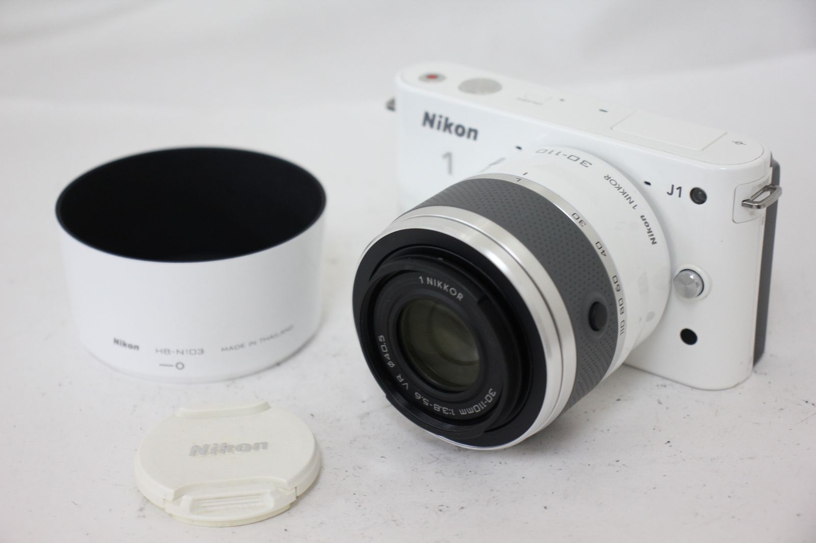 Nikon 1 J1 30-110mm F3.5-5.6VR ホワイト Nikon 1 J1 30-110mm F3.5-5.6VR ホワイト N.MINT] Nikon 1 J1 White