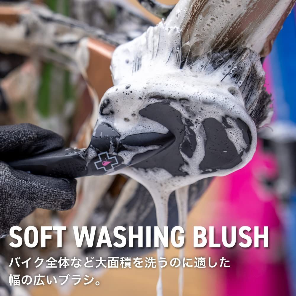 洗車スタイルに合わせて選べるブラシ