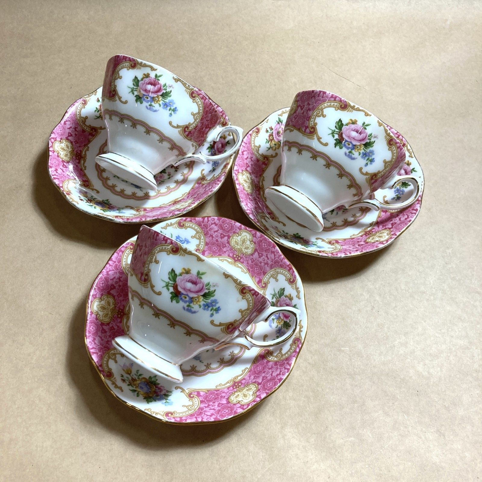 ☆ ROYAL ALBERT ロイヤルアルバート 食器 Lady Carlyle レディ
