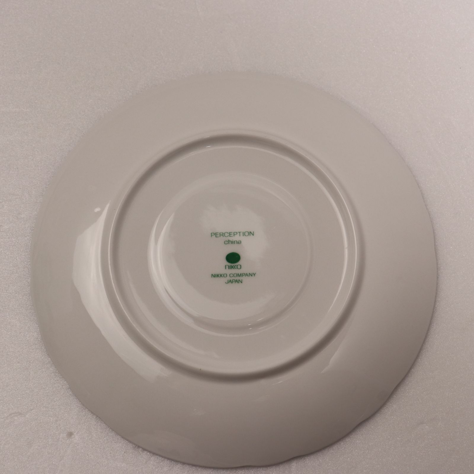 NIKKO PERCEPTION China 飾り皿 NIKKO ニッコー PERCEPTION CHINA チャイナ カップ＆ソ－サ－ 4客 4