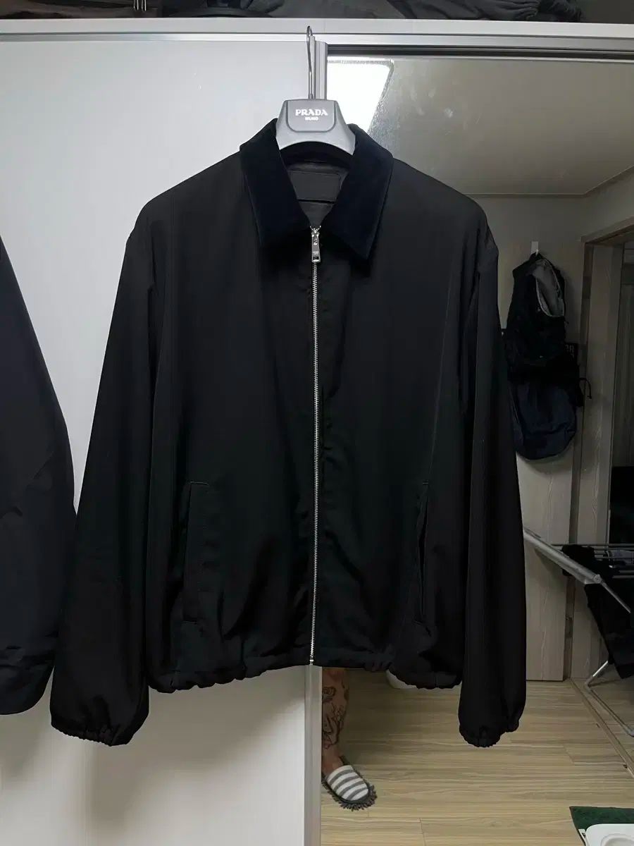 PRADA プラダ ツアーベルベット KARA カラ ウール ジップアップ ジャケット