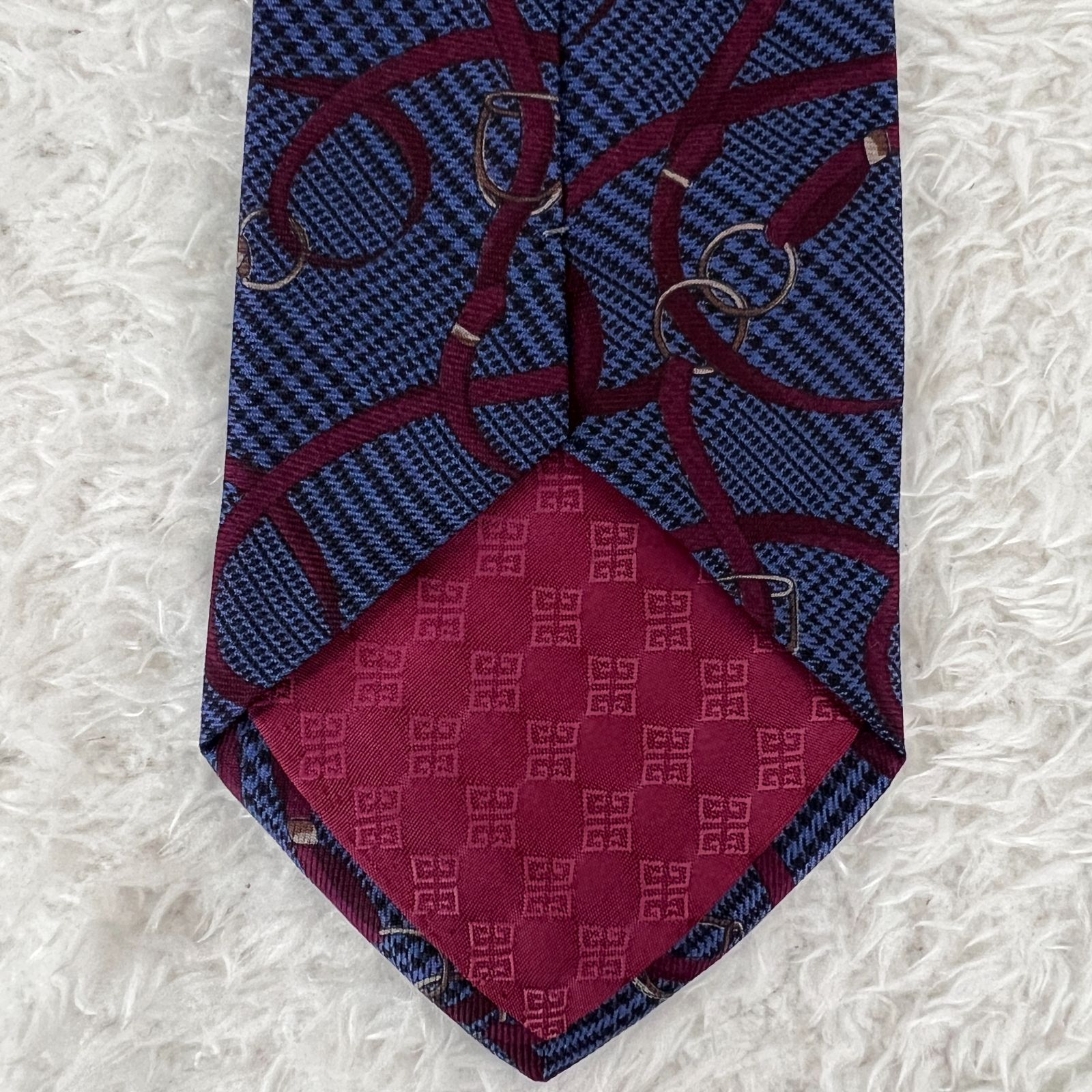 GIVENCHY ジバンシイ ネクタイ メンズ シルクネクタイ egy25s020 美品》GIVENCHY（ジバンシィ）シルクネクタイ ホースビット柄